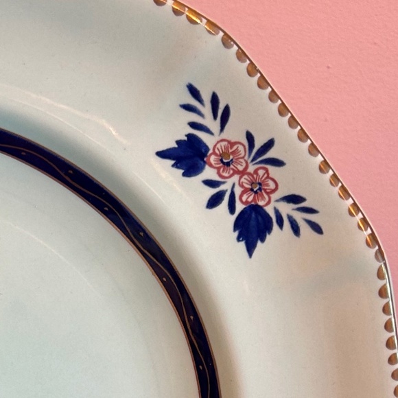 Calyx Ware Adams Member Wedgewood Group Light Blue Salad Plates - Set of 2 - Picture 4 of 4